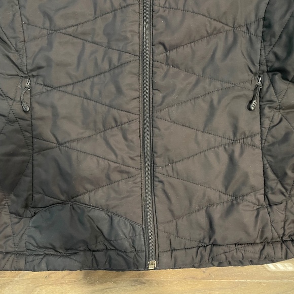 Excellent Condition Women's Patagonia Quilted Puff Insulated Jacket - Picture 5 of 12
